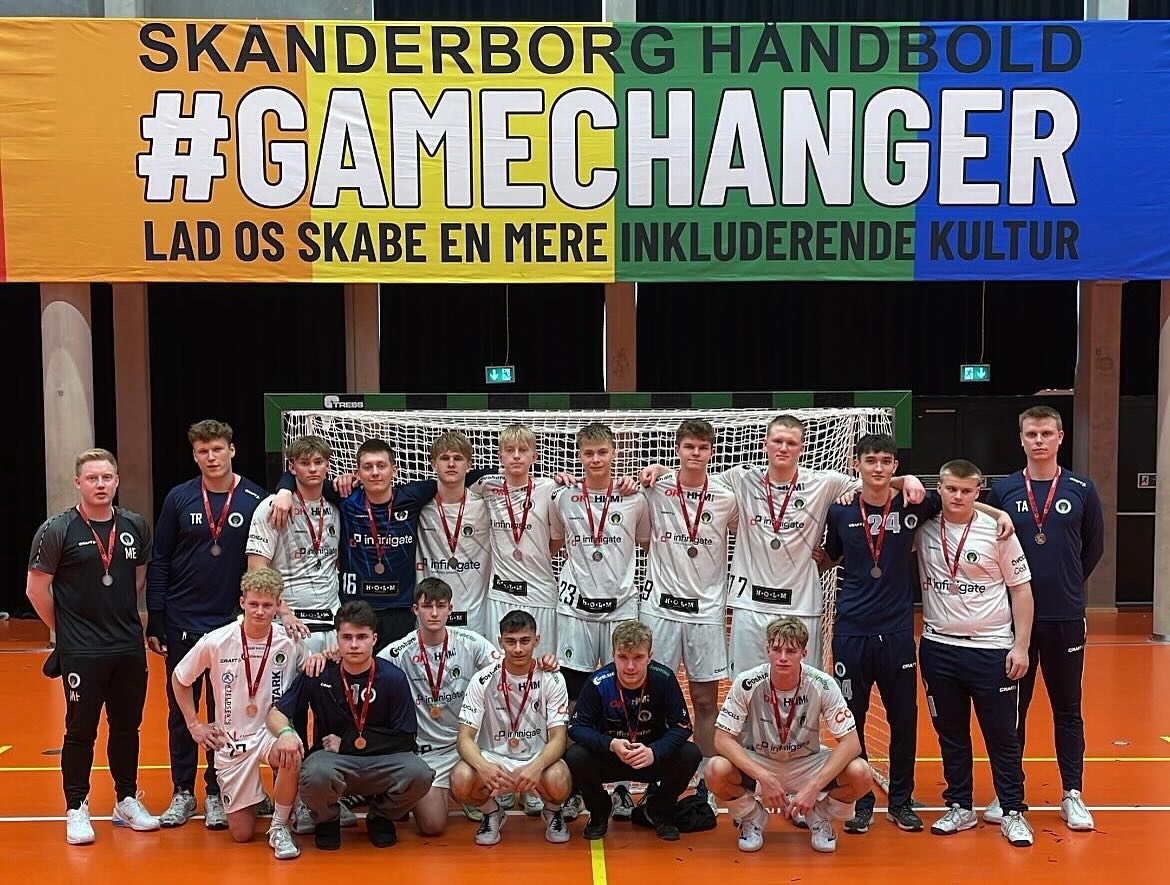 DM Sølv til U17
